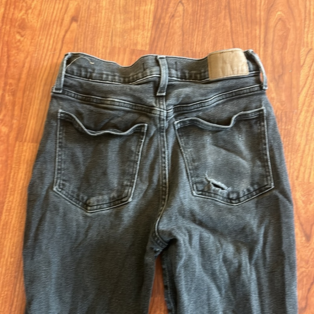 Madewell black jeans size 26. The perfect vintage Jean. - Picture 6 of 8